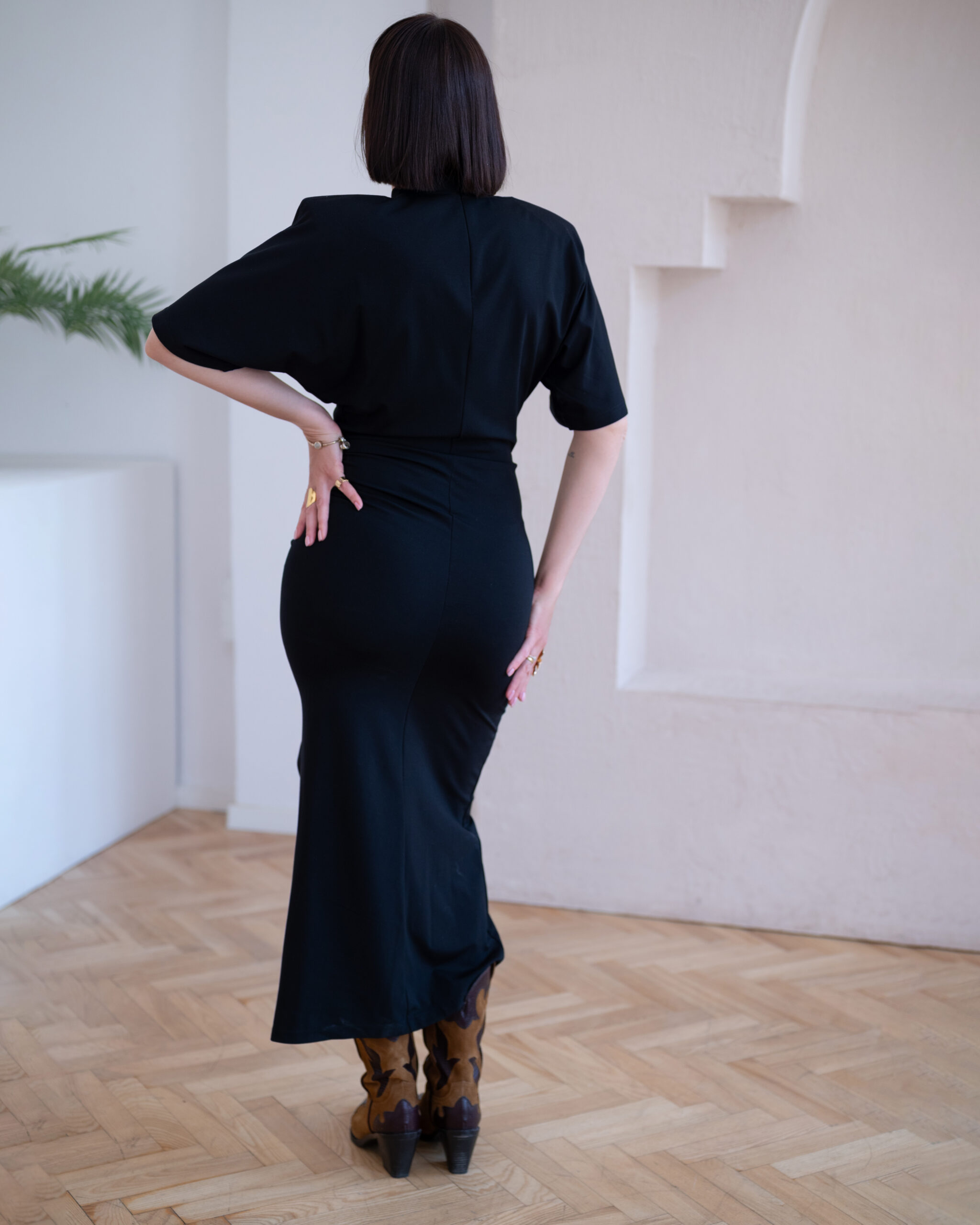 Sukienka Gabriele czarna - obrazek 6