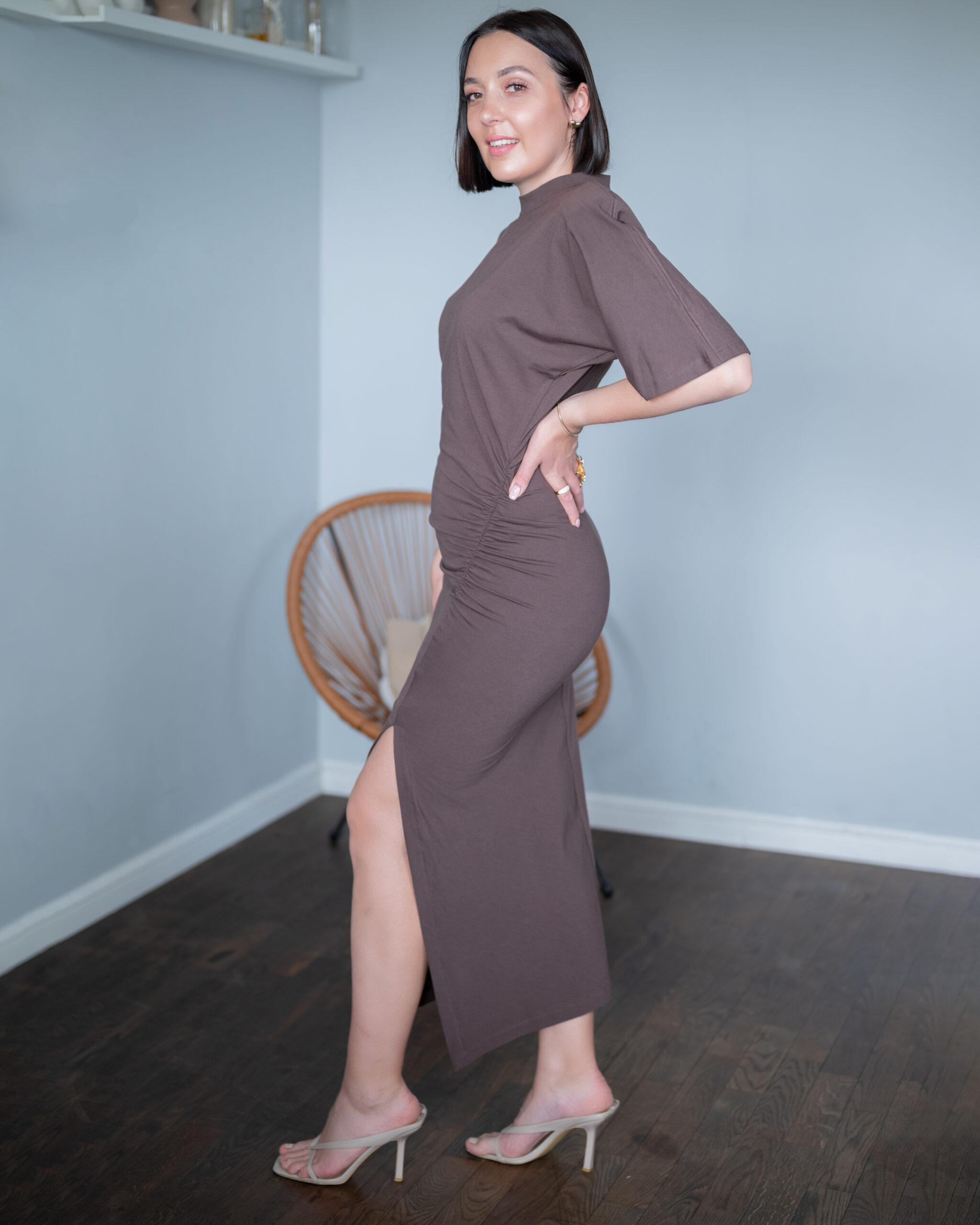 Sukienka Gabriele czekoladowa - obrazek 3