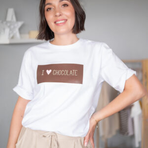 T-shirt “Love Chocolate” biały