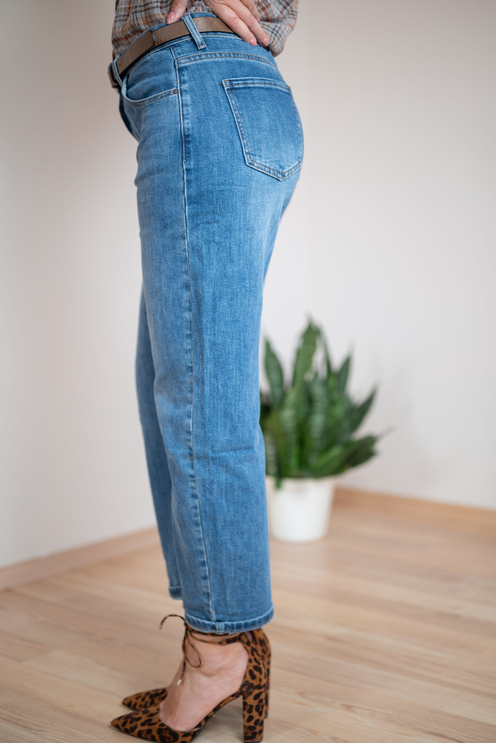 Jeansy Manila - obrazek 4