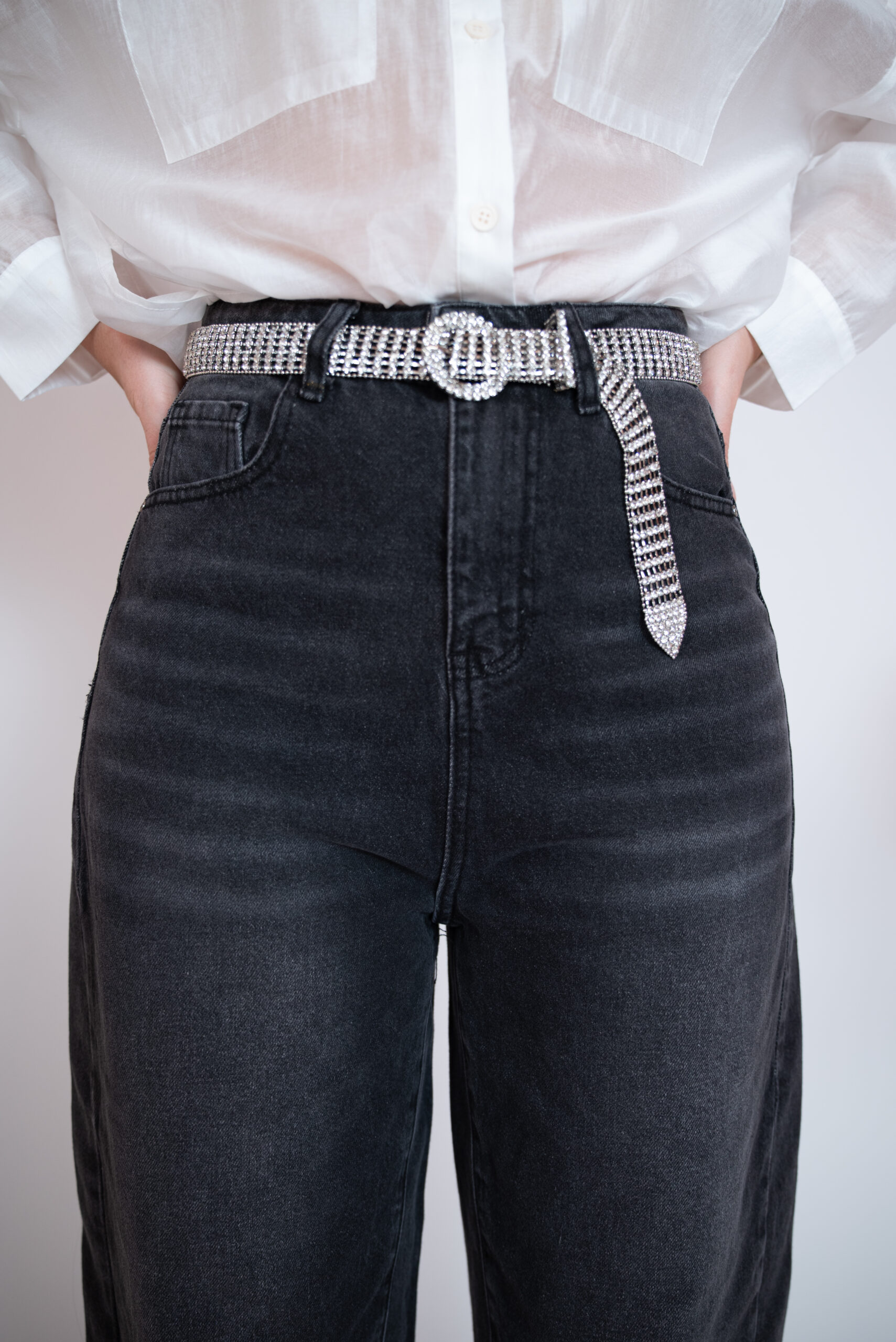 Jeansy Balloon fit czarne - obrazek 11