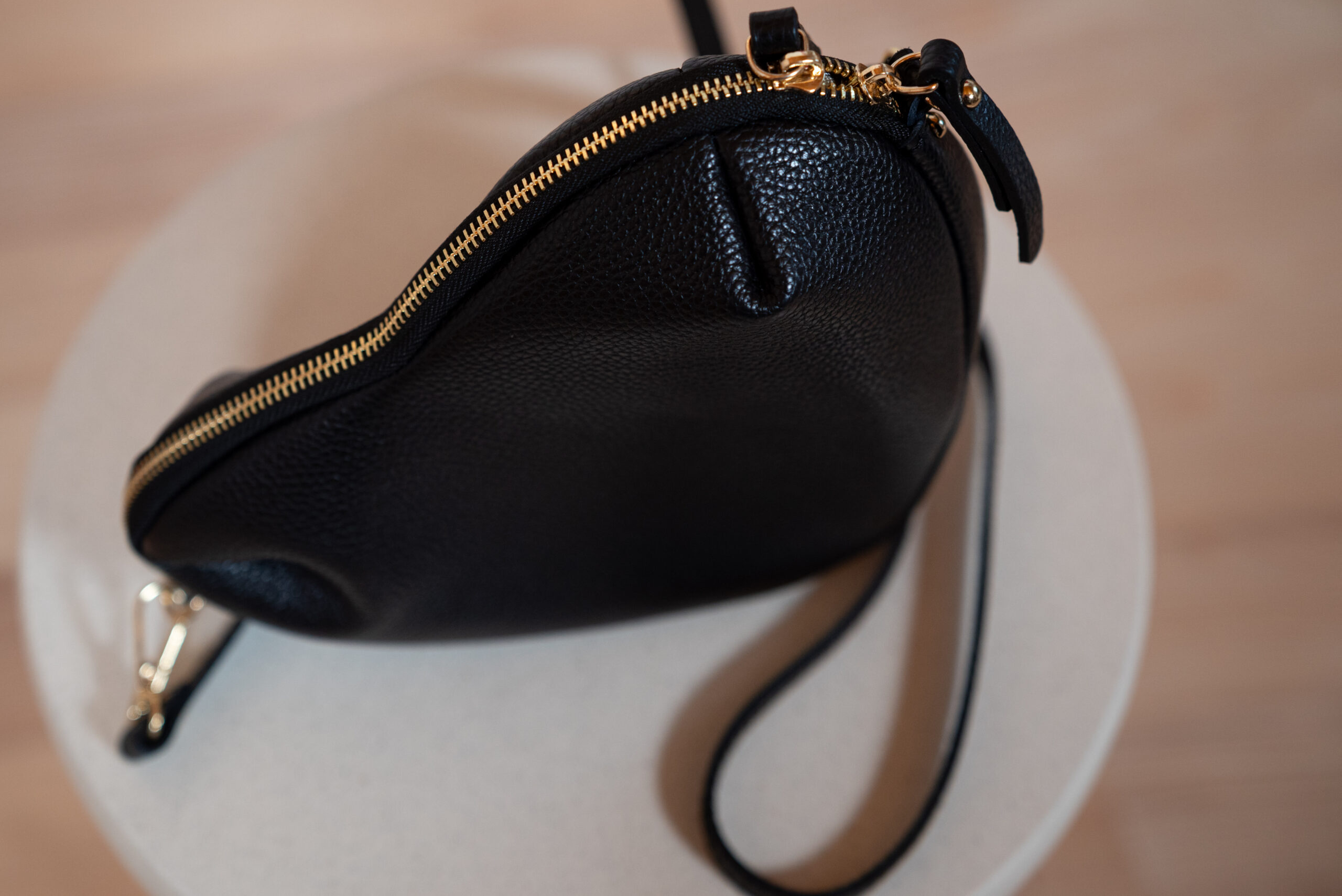 Torebka Heart czarna - obrazek 4