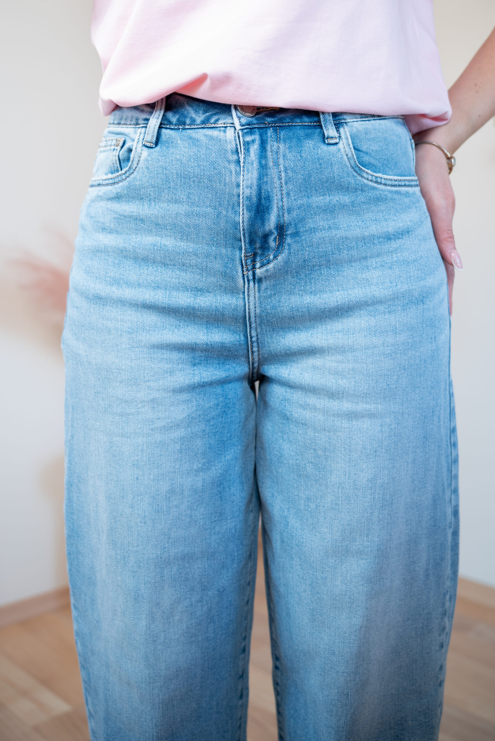 Jeansy Baloon light jeans - obrazek 10